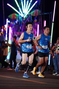 BIB: 43289, 41912
                            <button type="button" onclick="openModal(20638182)" class="btn btn-primary btn-sm float-right btn-popup" data-toggle="modal" data-target=".modal-high-quality">
                        <i class="fas fa-shopping-cart"></i> Add to Cart
                    </button>
                                            <button type="button" onclick="isThisMe(20638182, true)" class="btn btn-success btn-sm float-right btn-popup btn-isme hidden" data-toggle="tooltip" data-placement="bottom" title="นี่คือรูปของคุณใช่ไหม คลิกที่นี่เพื่อเอาเข้าอัลบั้ม">
                        <i class="fas fa-plus"></i> Add to album
                    </button>
                    <button type="button" onclick="isThisMe(20638182, false)" class="btn btn-warning btn-sm float-right btn-popup btn-isnotme hidden">
                        <i class="fas fa-ban"></i> Remove from album
                    </button>